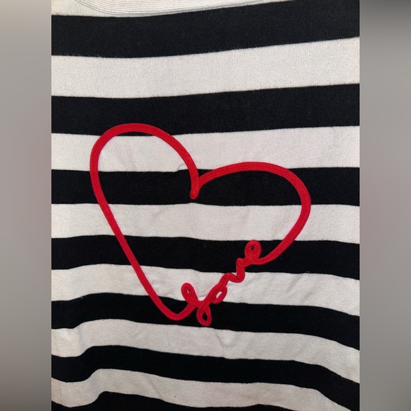 Marled by Reunited Black & White Striped Sweater Red Heart “Love” - Picture 3 of 6